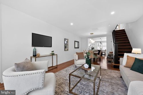 1732 S 8th St, PHILADELPHIA, PA, 19148-1638 | Card Image