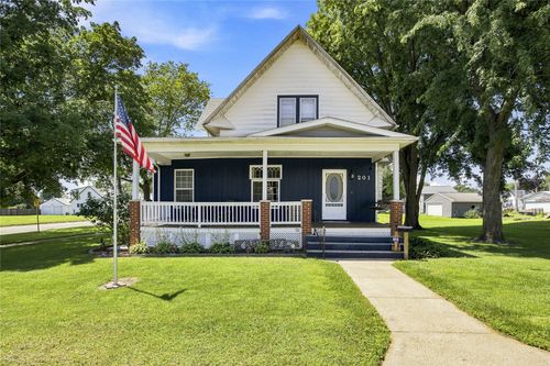 201 Sycamore St, Tipton, IA, 52772-1645 | Card Image