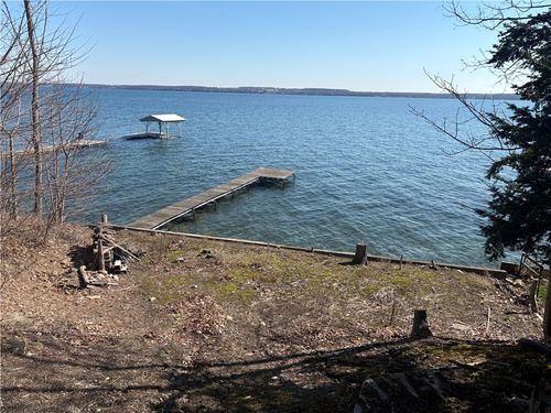 4777 Harmony Bch, Geneva, NY, 14456-9586 | Card Image