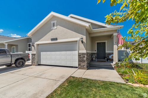 1561 E Erickson Knoll Ln, Eagle Mountain, UT, 84005-5135 | Card Image