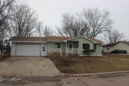 108 W Alton Ave Avenue, Flandreau, SD, 57028 | Card Image