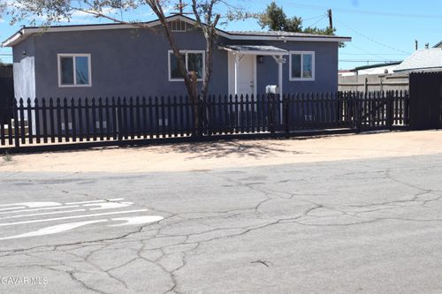 12075 James St, Boron, CA, 93516-1708 | Card Image