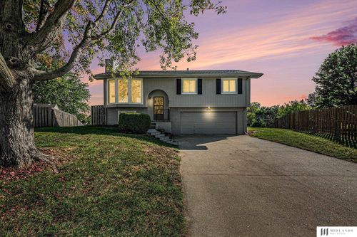 3105 Mirror Cir, Bellevue, NE, 68123-2351 | Card Image