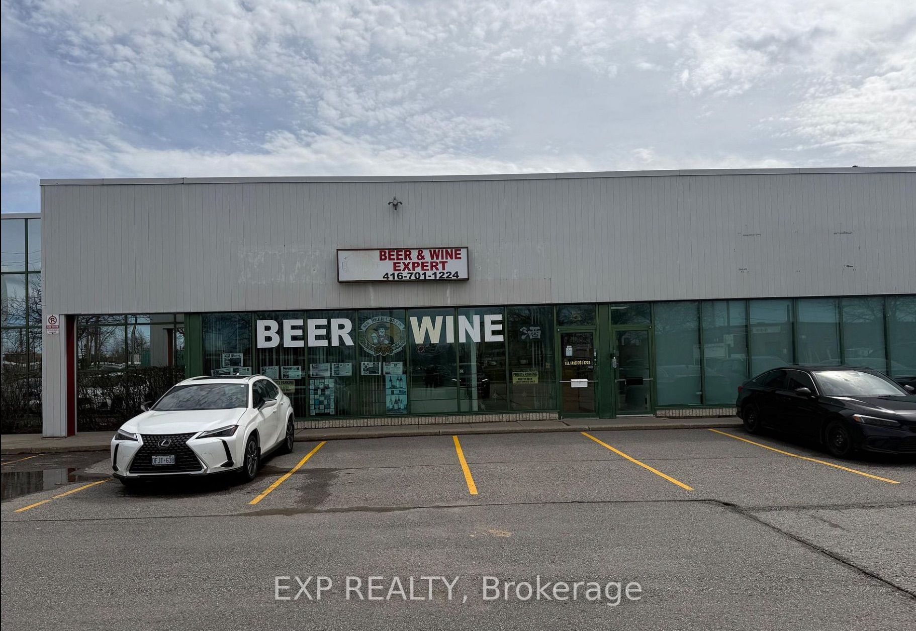 Commercial Sale in Toronto E04