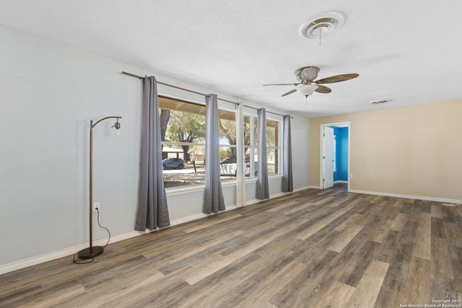 5509 Crosswind Dr, House other with 3 bedrooms, 2 bathrooms and null parking in Windcrest TX | Image 16