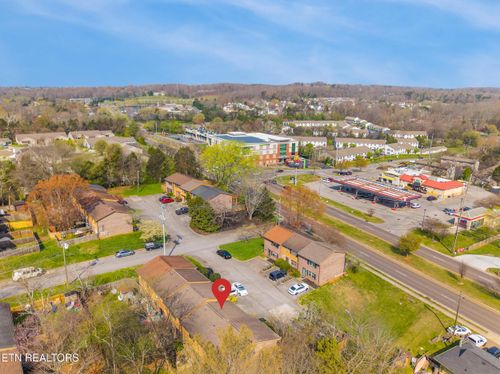 1224 Crest Brook Dr, Knoxville, TN, 37923-1742 | Card Image