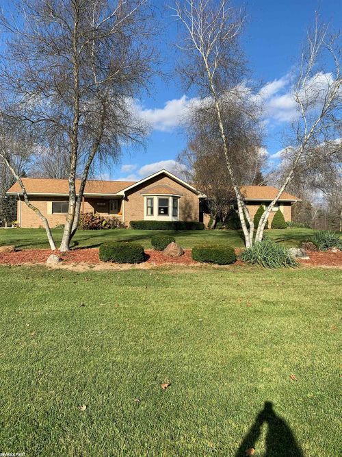 19335 32 Mile Rd, Armada, MI, 48005-4205 | Card Image
