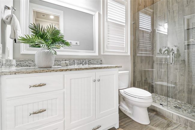 Downstairs Guest Suite #1 | Image 34