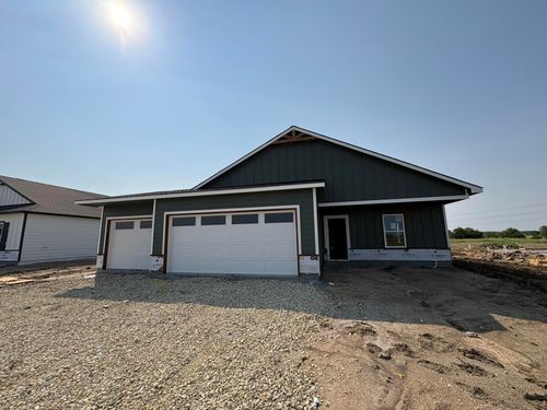 5801 N Plumthicket St, Bel Aire, KS, 67226-3561 | Card Image