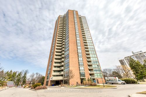 2102-2010 Islington Avenue, Etobicoke, ON, M9P3S8 | Card Image
