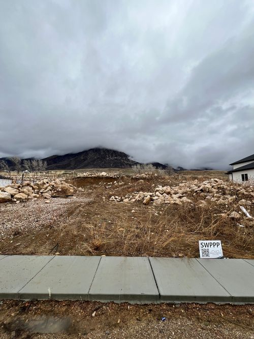 140-140 E 4100 N, North Ogden, UT, 84414-2771 | Card Image