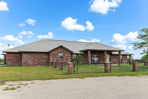 8321 County Road 200, Burnet, TX, 78611-6171 | Card Image