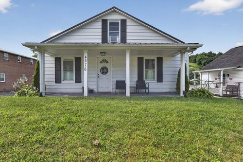 4276 Baptist Valley Rd, Cedar Bluff, VA, 24609-8666 | Card Image