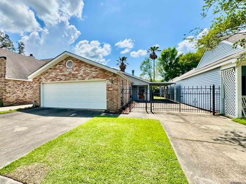 10734 Erin Vale Ave, Baton Rouge, LA, 70810-3022 | Card Image