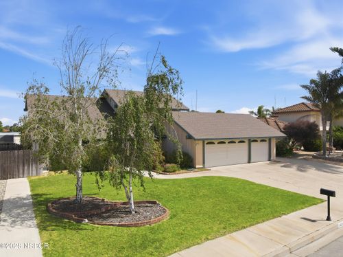 1405 Stockton St, Santa Maria, CA, 93455-4460 | Card Image