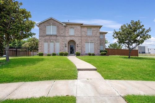 801 Lakedale Court, Mesquite, TX, 75181 | Card Image