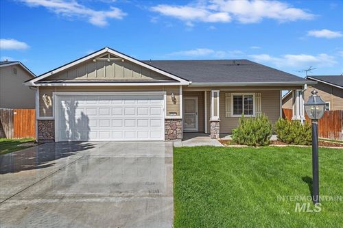 4704 Gala Ave, Caldwell, ID, 83607-5173 | Card Image