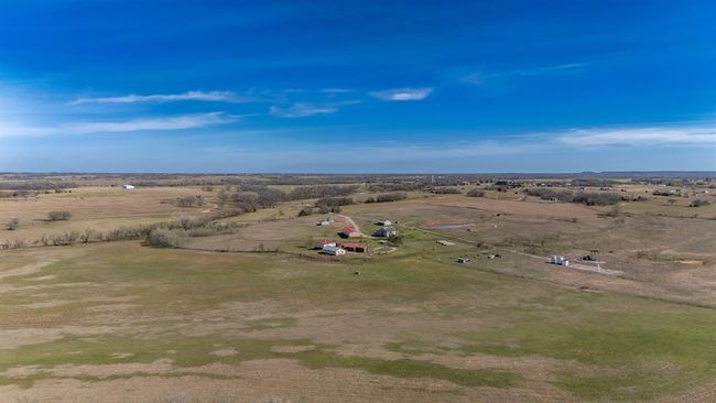 14460 N County Road 3070, House other with 4 bedrooms, 3 bathrooms and null parking in Lindsay OK | Image 13