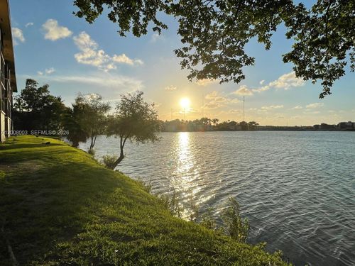 301-6-511 Ives Dairy Rd, North Miami Beach, FL, 33179-5486 | Card Image