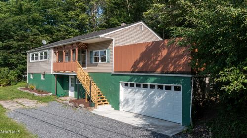 2221 Warm Springs Ave, Huntingdon, PA, 16652-2937 | Card Image