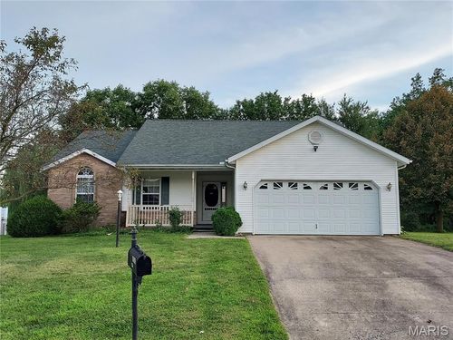 1302 W Cloverfield, Greenville, IL, 62246-2724 | Card Image