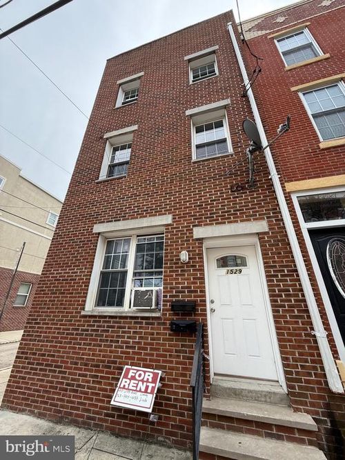 frnt-2-1529 S 5th St, PHILADELPHIA, PA, 19147-6553 | Card Image