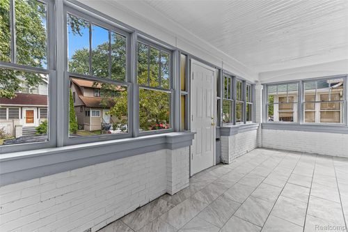 20 Hill St, River Rouge, MI, 48218-1516 | Card Image