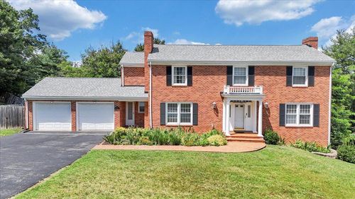 5911 Bighorn Dr, Roanoke, VA, 24018-2703 | Card Image