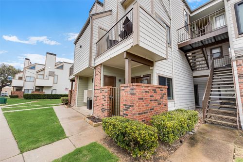 108-3121 Sondra Dr, Fort Worth, TX, 76107-7705 | Card Image