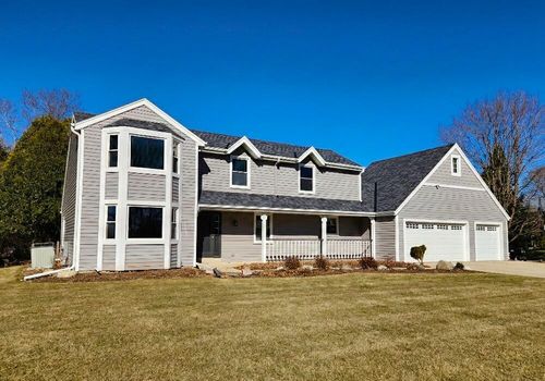 W342N6303 Kathy Dr, Oconomowoc, WI, 53066-5116 | Card Image