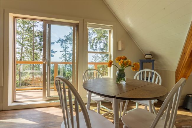 4810 Cannon Cres, House other with 3 bedrooms, 2 bathrooms and 3 parking in Pender Island BC | Image 15