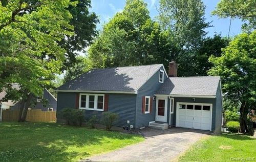 333 Oak Dr, New Windsor, NY, 12553-5808 | Card Image