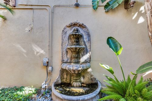 14934 Dickens, Sherman Oaks, CA, 91403 | Card Image