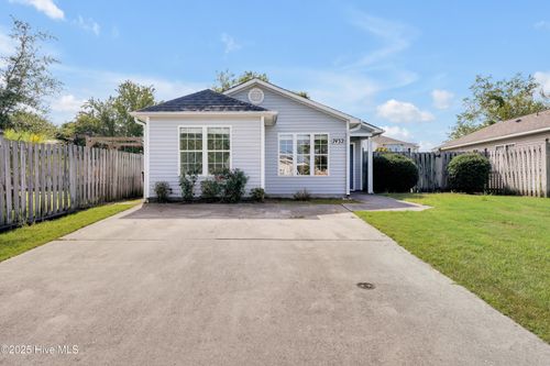 7432 Ern Way, Wilmington, NC, 28411-8606 | Card Image