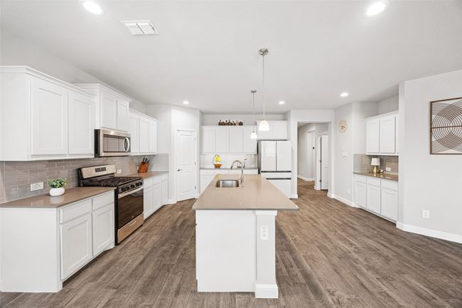 15532 Balham Pass, House other with 4 bedrooms, 2 bathrooms and null parking in Justin TX | Image 14