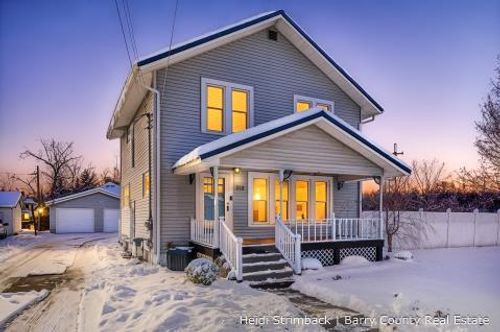 312 Clinton St, Hastings, MI, 49058-2305 | Card Image