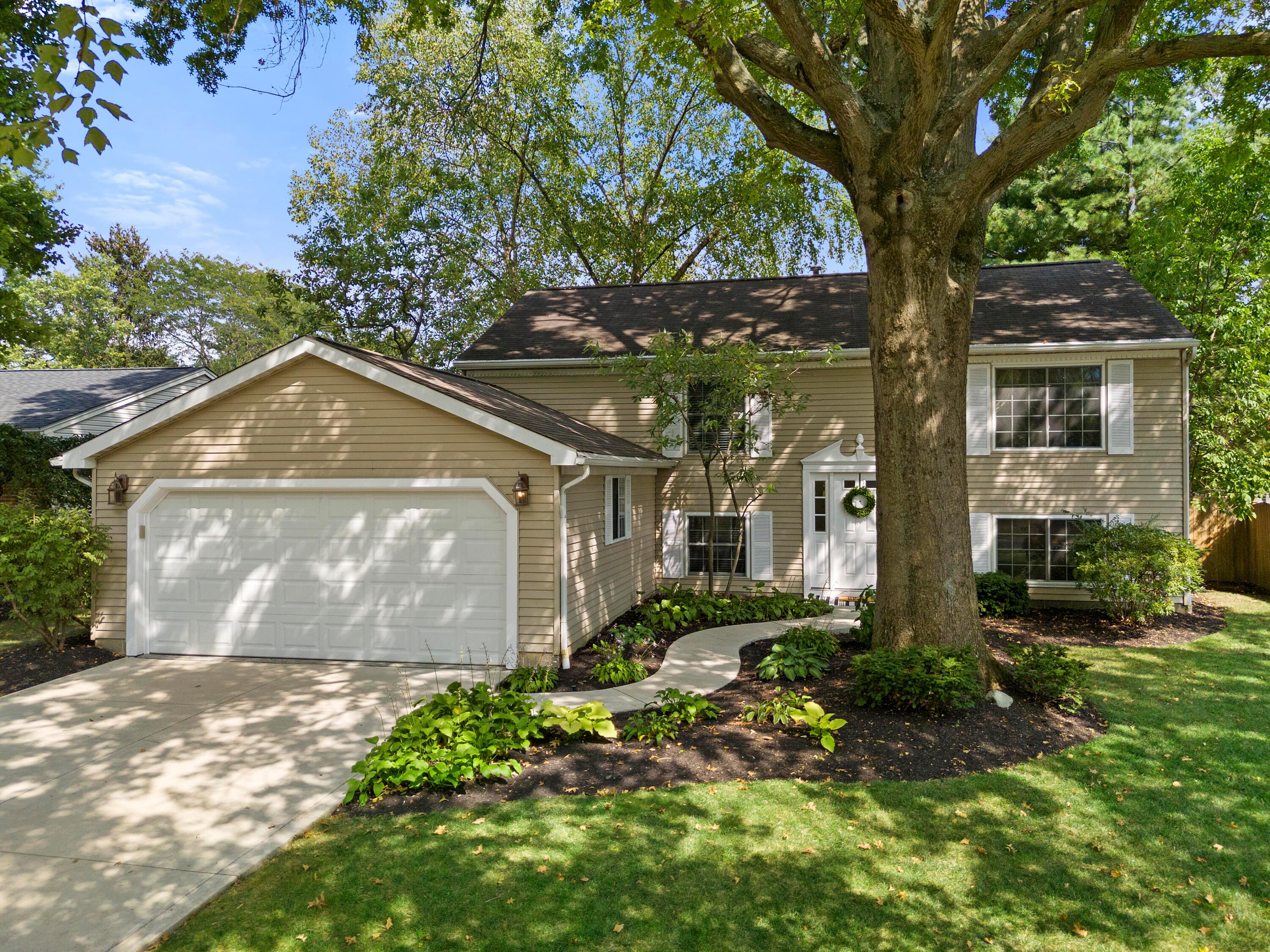 Nuthatch Way, Columbus, OH 43235