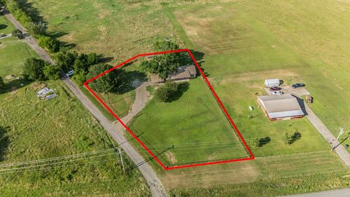 190 Rs County Road 4330, Point, TX, 75472-5616 | Card Image