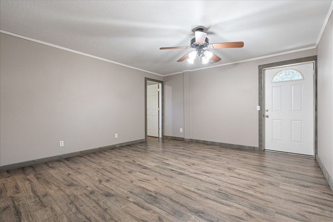 Primary Bedroom | Image 17