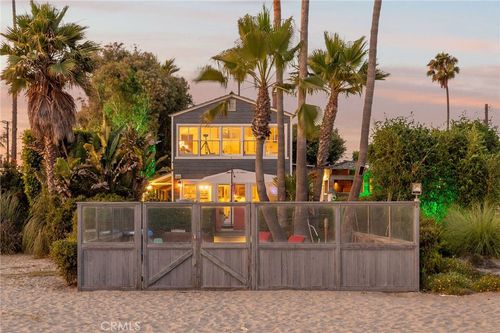 5102 E Ocean Blvd, Long Beach, CA, 90803-3302 | Card Image
