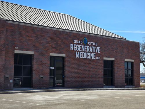 4101 John Deere Rd, Moline, IL, 61265-9951 | Card Image