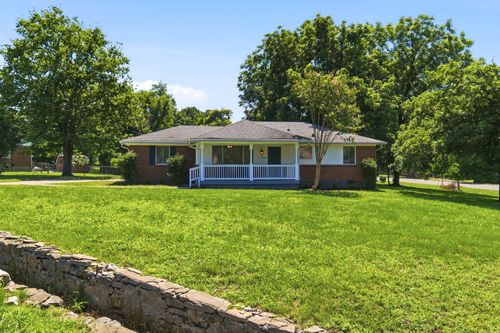 2400 Sandy Dr, Nashville, TN, 37216-4206 | Card Image