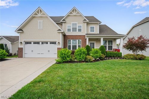 492 Prestwick Path, Painesville, OH, 44077-4803 | Card Image