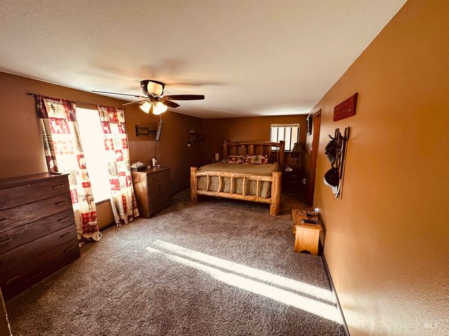 245 3 Rd St W, House other with 3 bedrooms, 2 bathrooms and 4 parking in Huntington OR | Image 10