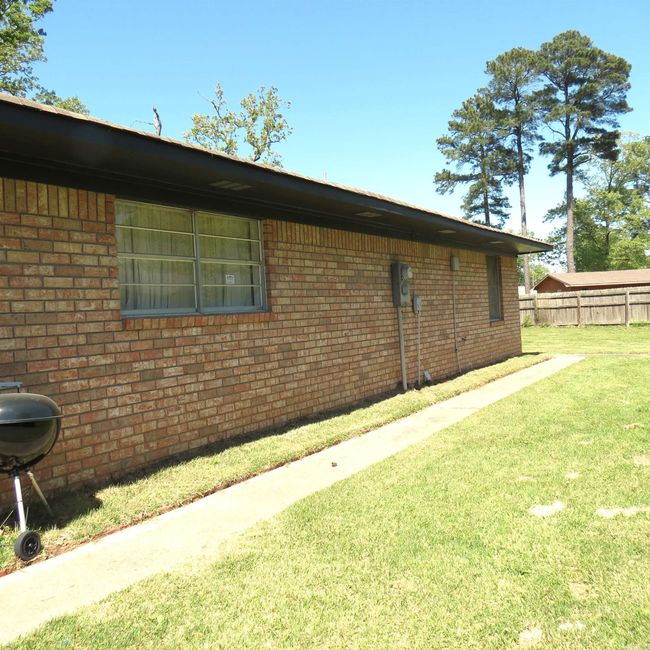 7 Laffite Cv, House other with 3 bedrooms, 2 bathrooms and null parking in Pine Bluff AR | Image 6