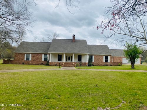 543 N Springlake Cir, Terry, MS, 39170-7102 | Card Image