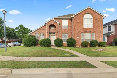 801 Cobblestone Dr, Lewisville, TX, 75067-4268 | Card Image