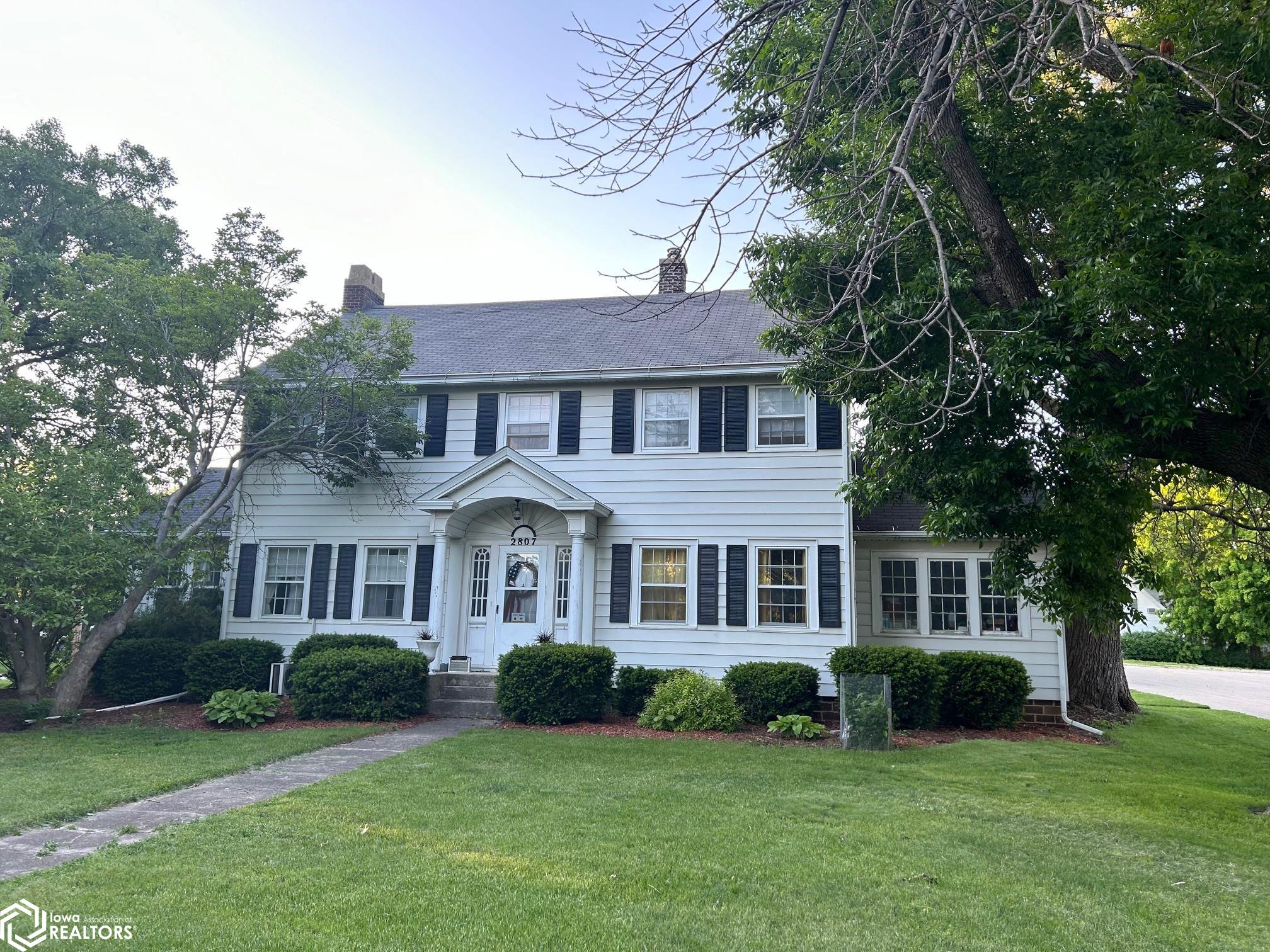 Main St, Emmetsburg, IA 50536