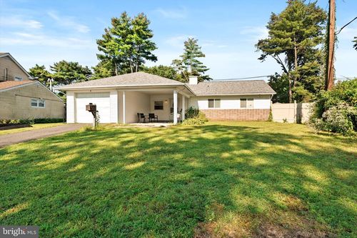 43 Blueberry Ln, Willingboro, NJ, 08046-1514 | Card Image