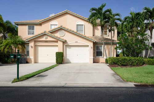10586 Pelican Dr, Wellington, FL, 33414-6162 | Card Image
